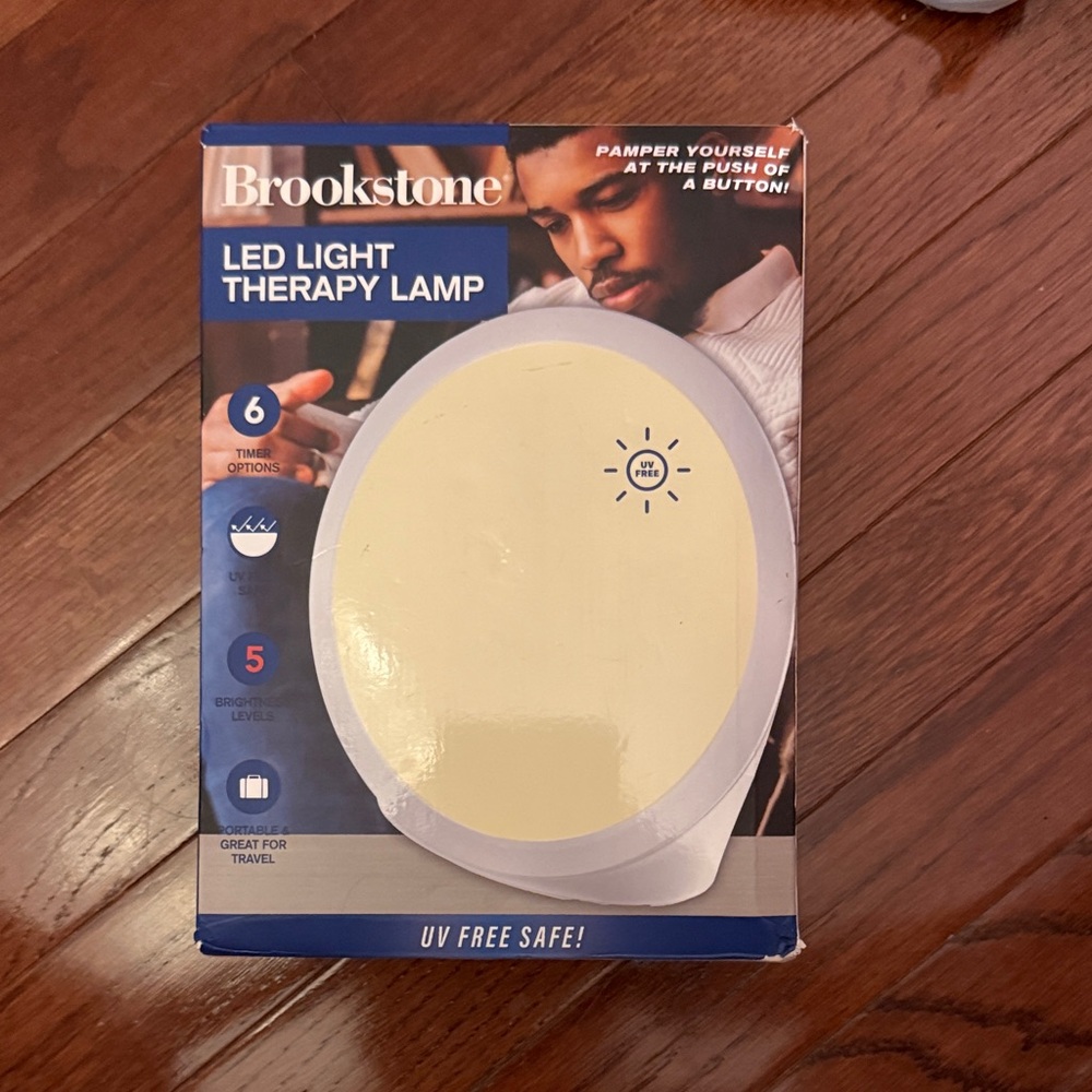 New Brookstone Cream LED Therapy Lamp